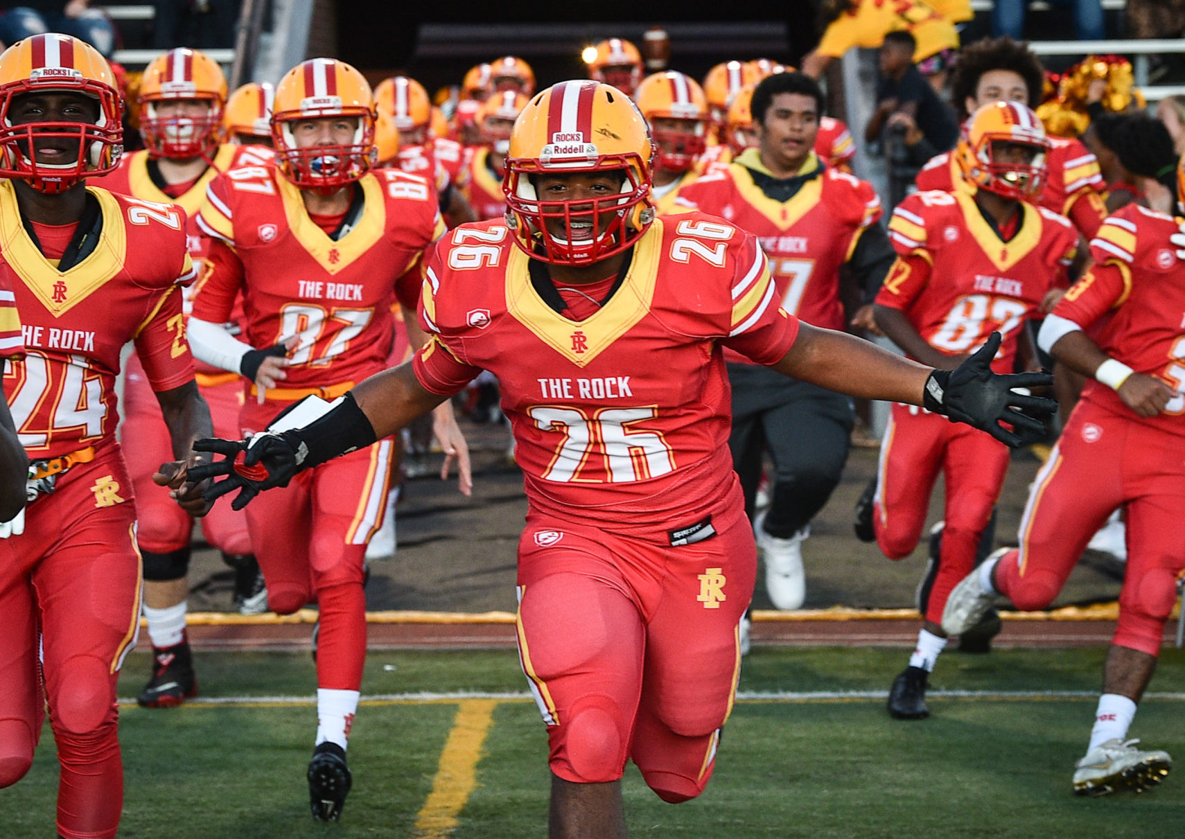090619-mda-spt-rocky-football-006aa.jpg